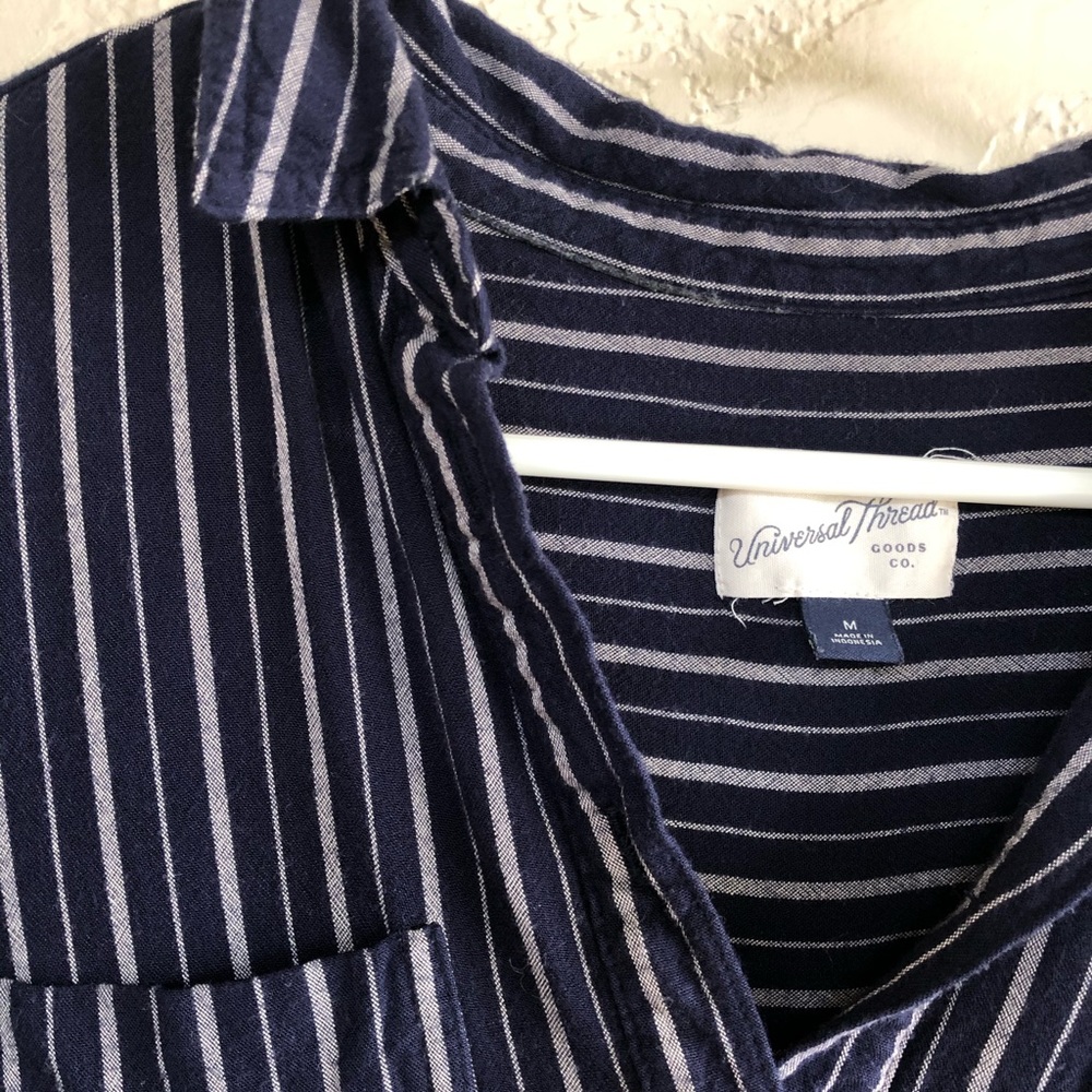 Universal Thread Tunic - Picture 3 of 3